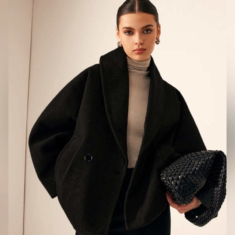 Commense Never Worn oversized two pocket Black Women's Coat